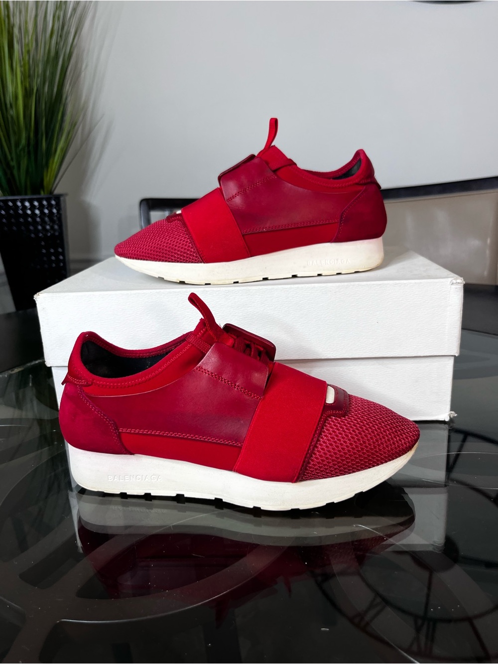 Balenciaga Red Leather and Suede Race Runner Lace Up
Sneakers Size 38 / 7.5